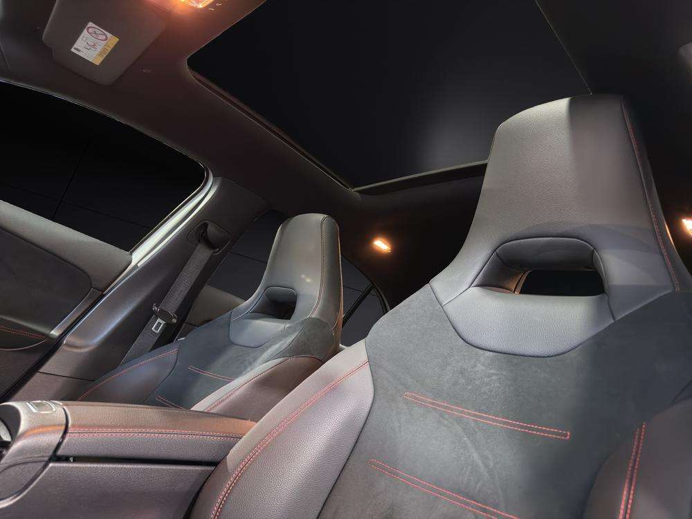 Mercedes-Benz Clase A 250e AMG 2026 blanco - foto 16