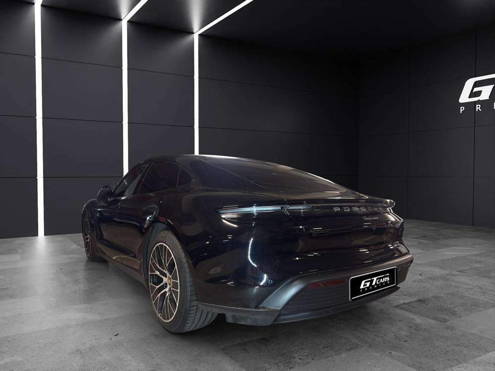 Porsche Taycan . 2021 negro - foto 3
