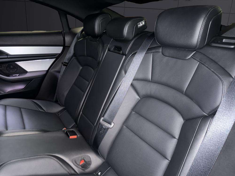 Porsche Taycan . 2021 negro - foto 15
