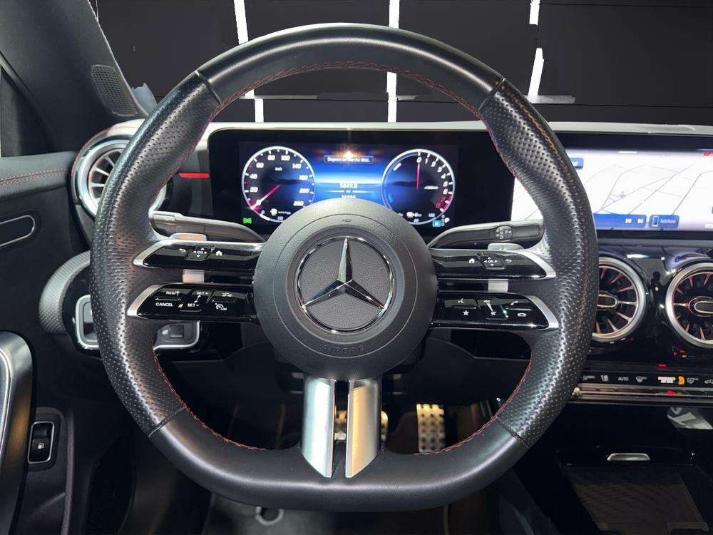 Mercedes-Benz CLA 250e AMG 2025 gris montaña - foto 7