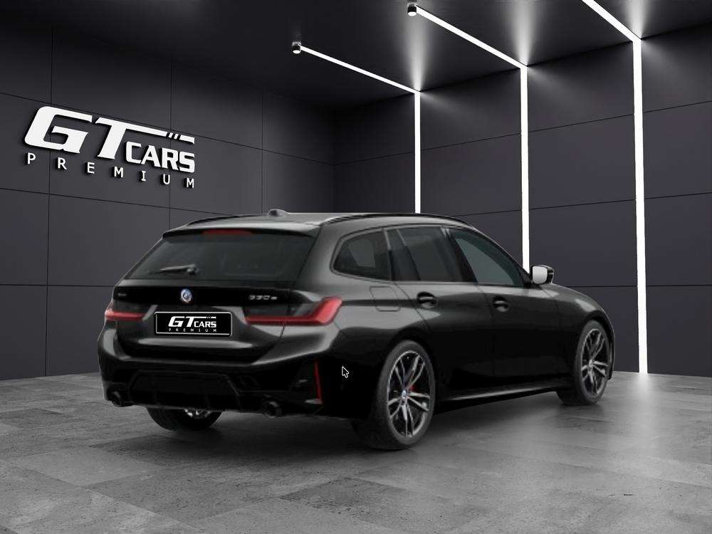 BMW Serie 3 330e xDrive Touring 2023 negro - foto 3