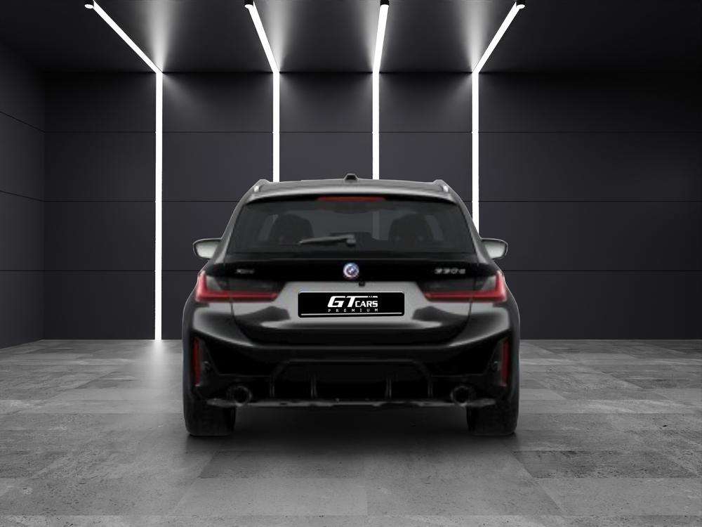 BMW Serie 3 330e xDrive Touring 2023 negro - foto 5