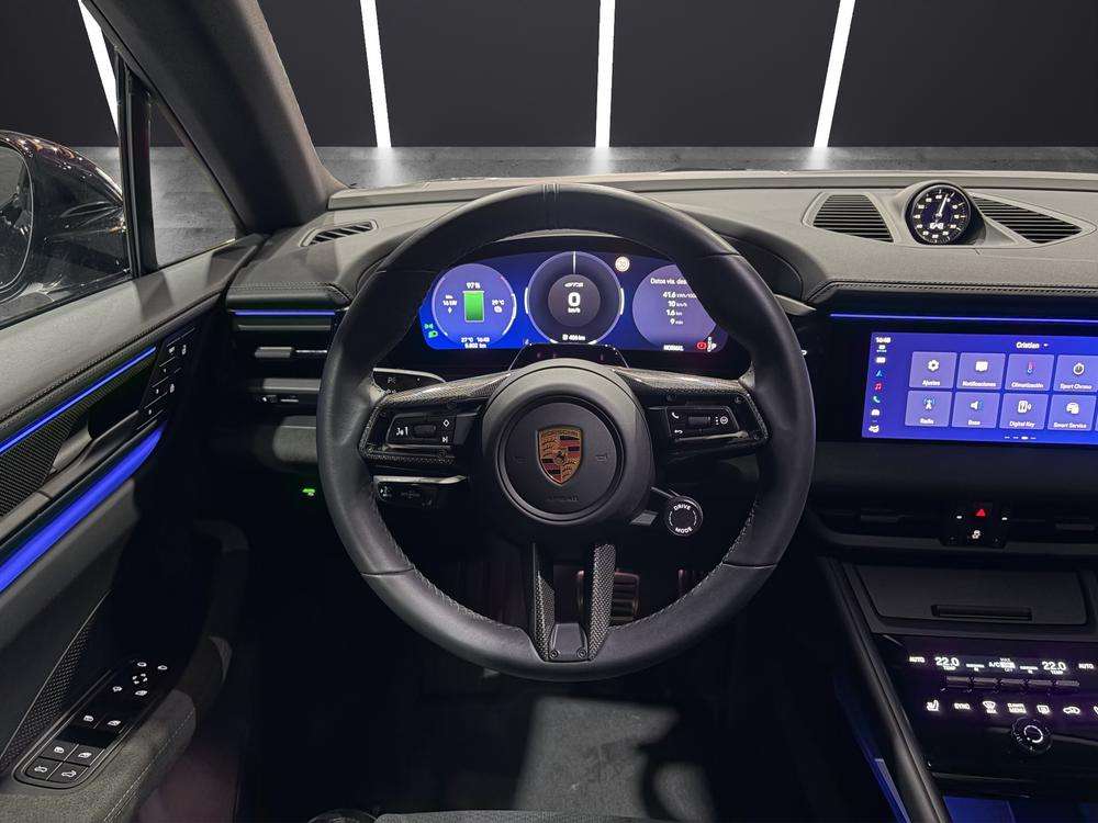 Porsche Macan GTS 2026 negro - foto 9