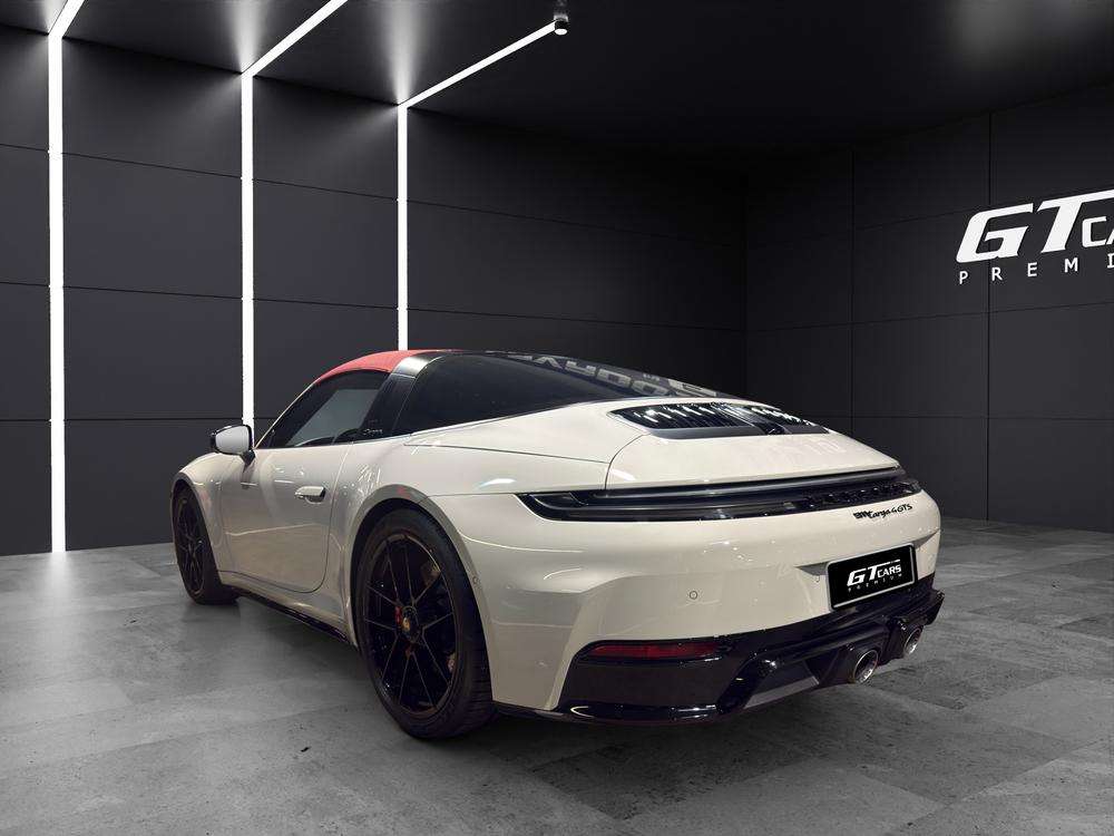 Porsche 911 Targa 4 GTS 2025 blanco - foto 3
