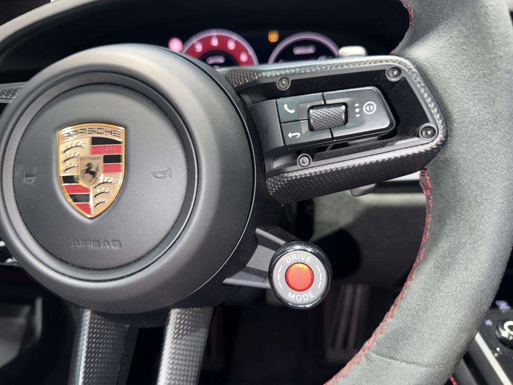 Porsche 911 Targa 4 GTS 2025 blanco - foto 12