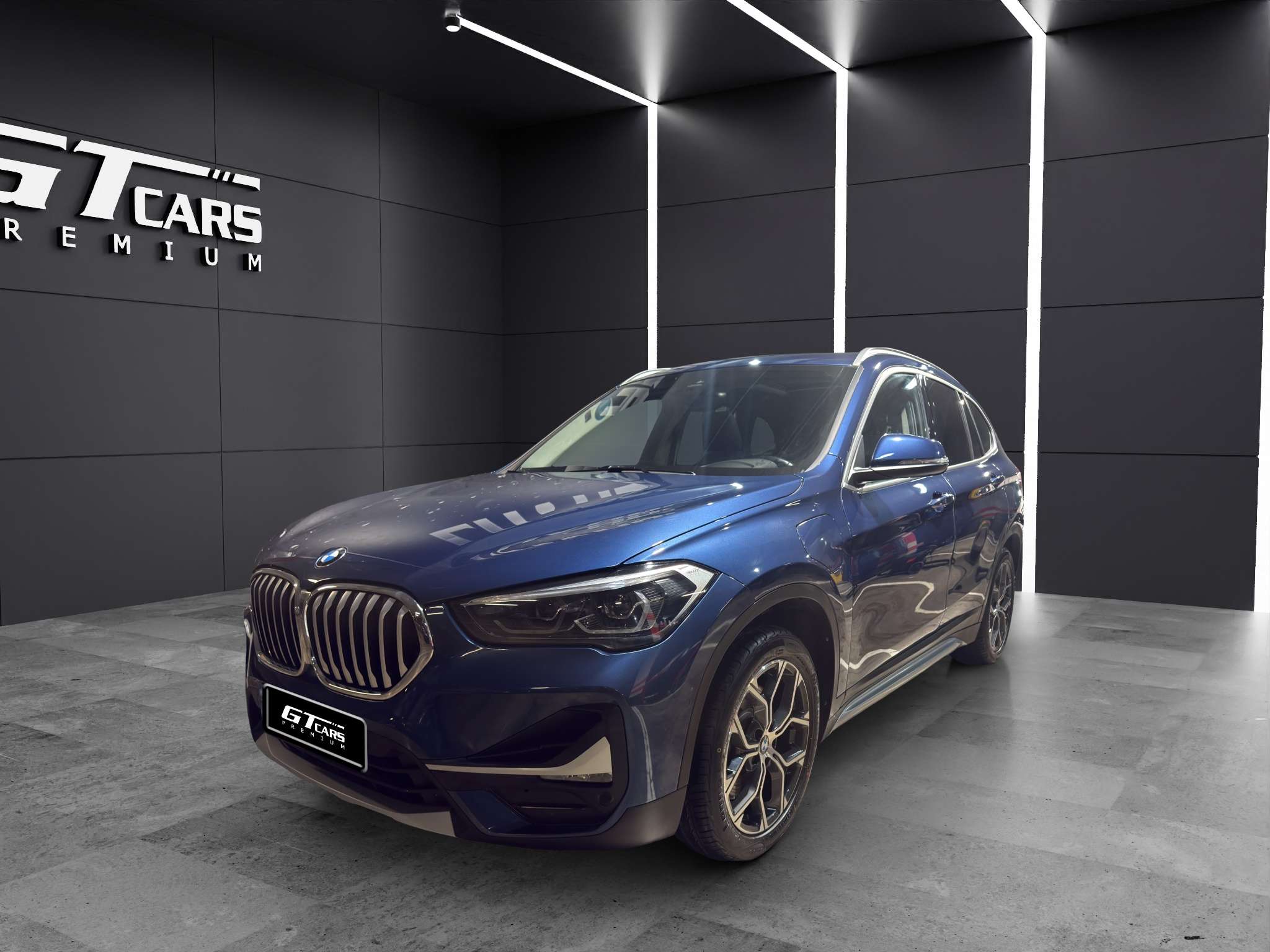 BMW X1 xDrive25e 2021 azul - foto 1