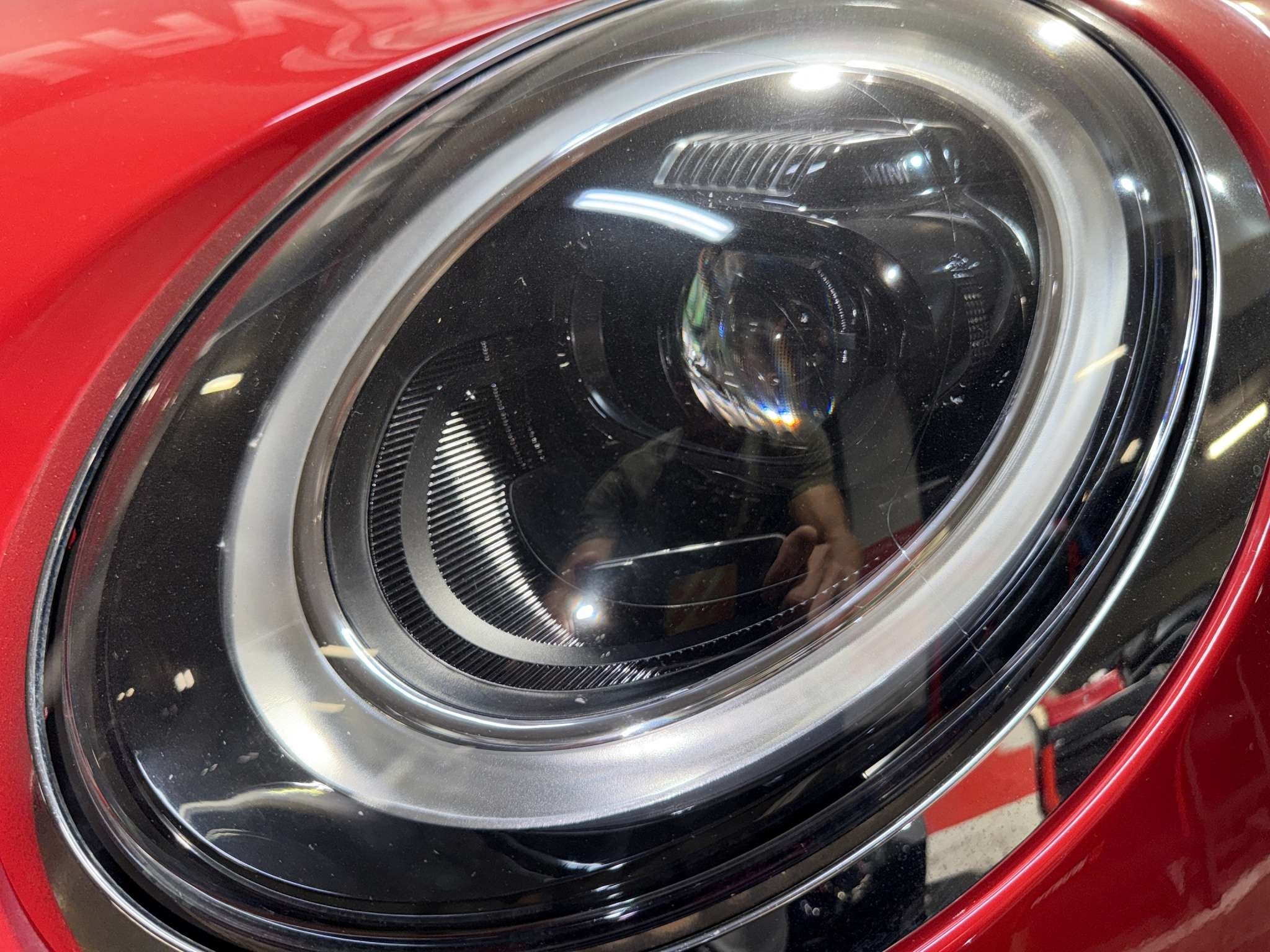 Mini Cooper SE 2022 rojo - foto 6