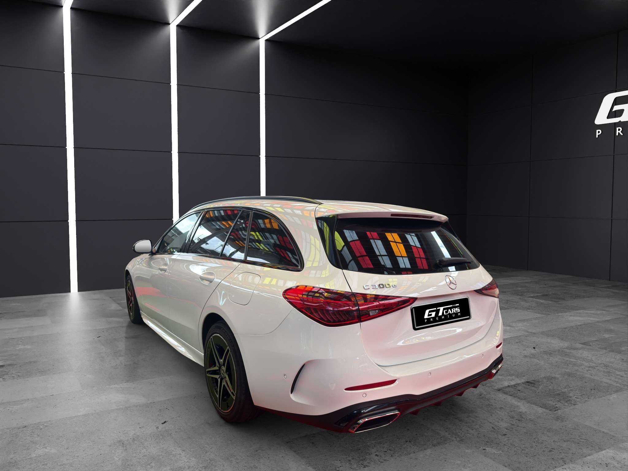 Mercedes-Benz Clase C 300e AMG 2023 blanco - foto 4