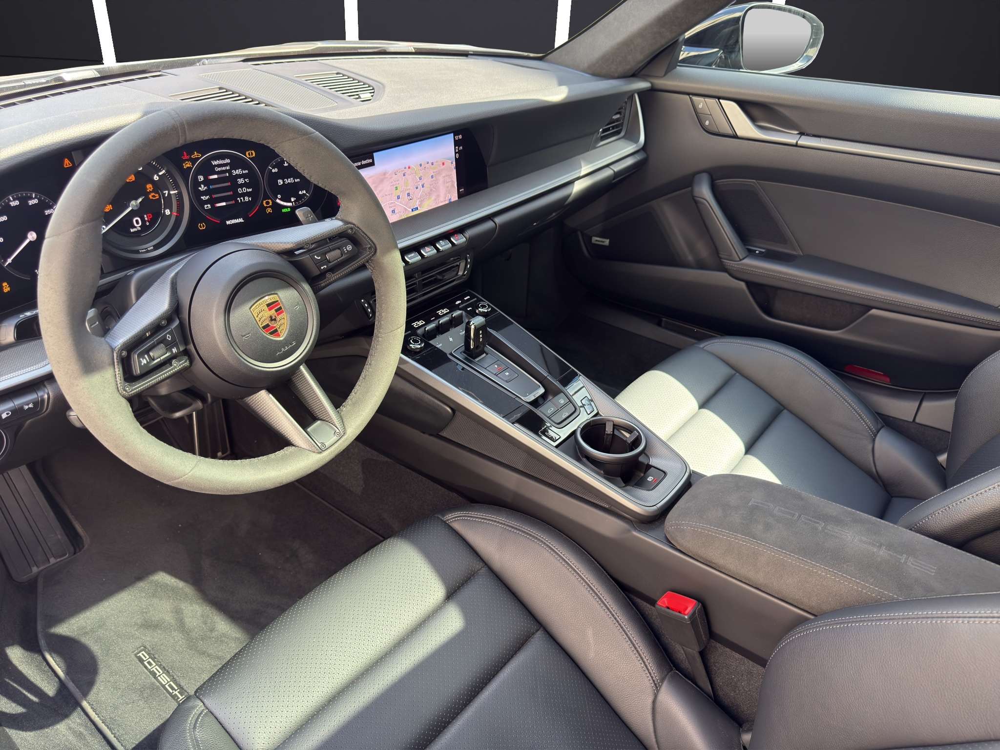 Porsche 911 Carrera 2024 gris - foto 9
