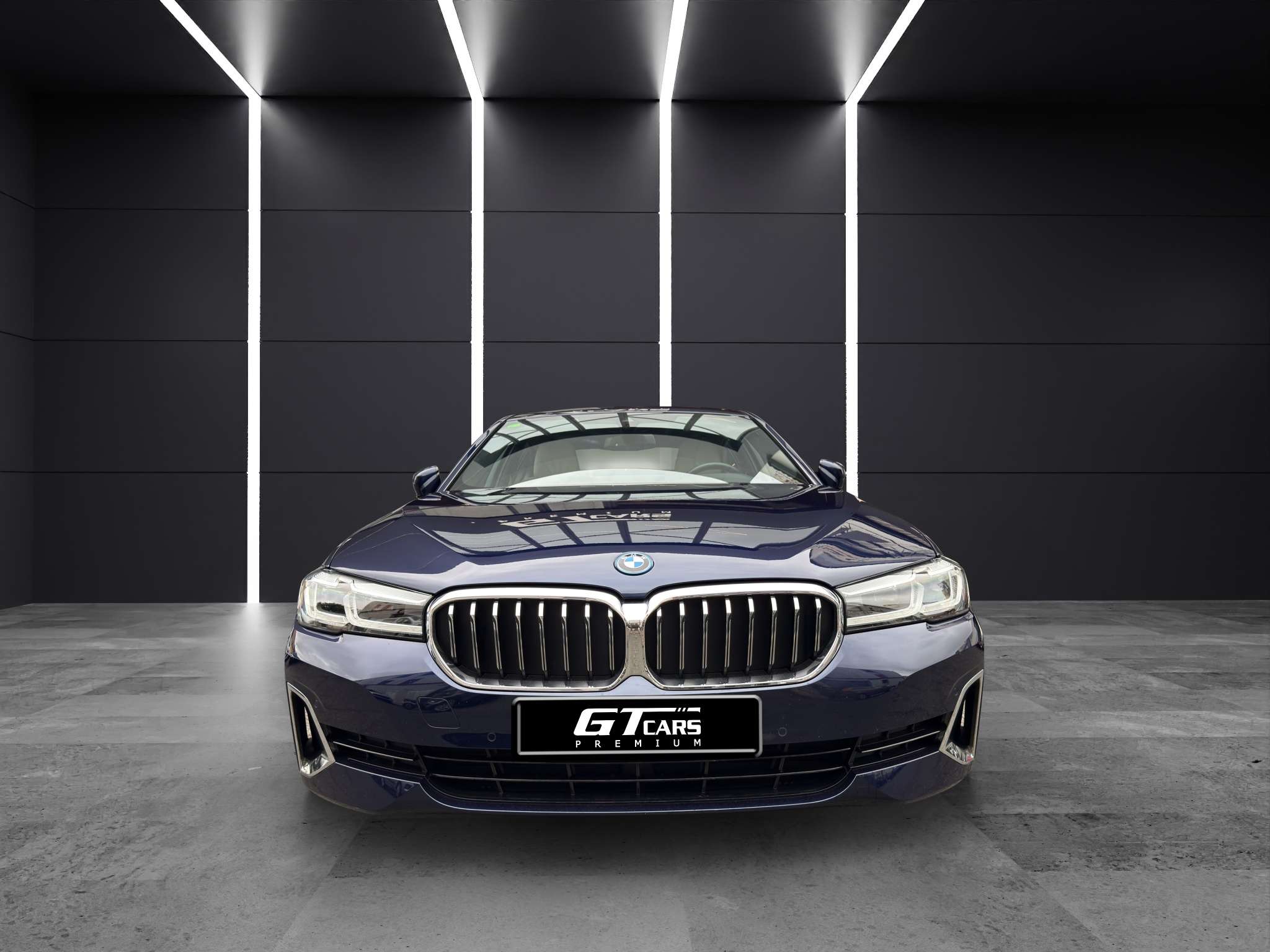 BMW Serie 5  530e 2022 azul - foto 4