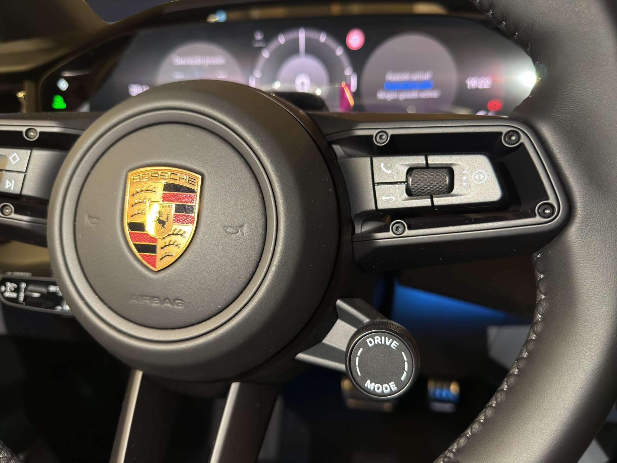 Porsche Cayenne SUV ELECTRIC 2026 azul marino - foto 10