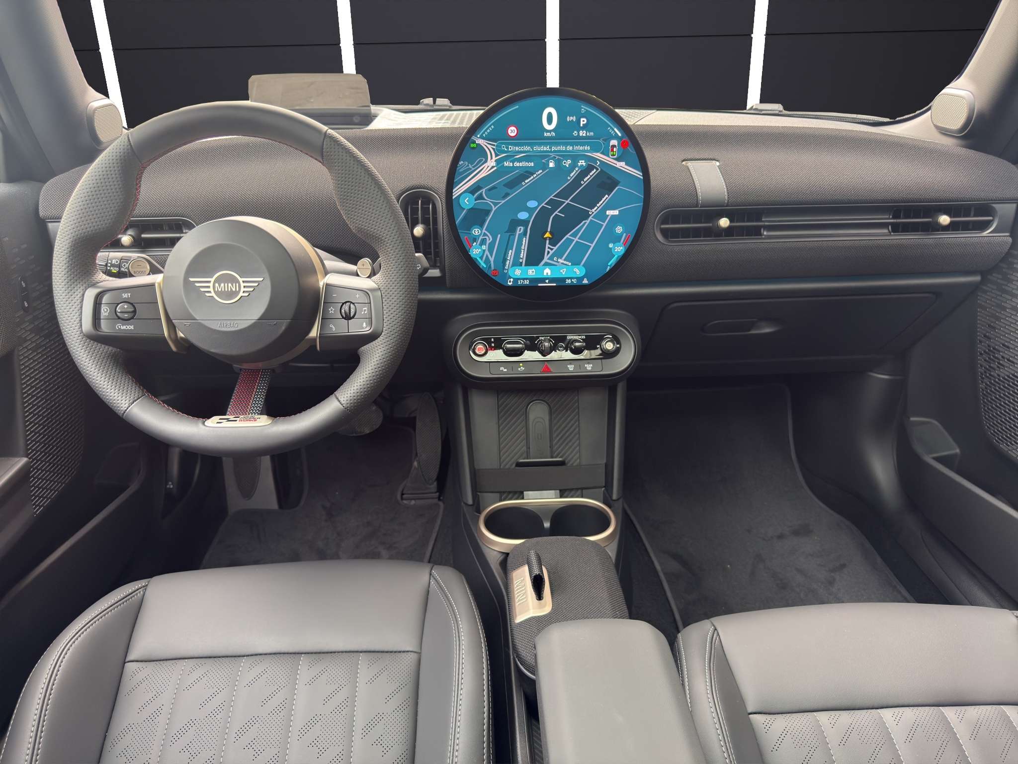 Mini Cooper S JCW 2026 blanco - foto 8