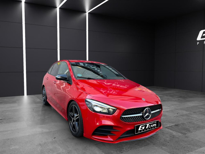Mercedes-Benz Clase B 200 AMG 2019 rojo