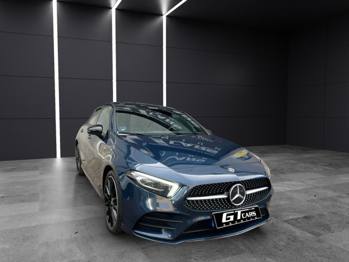 Mercedes-Benz Clase A 250e AMG 2023 azul denin