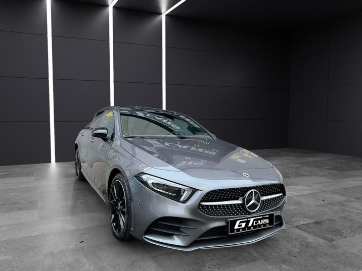 Mercedes-Benz Clase A 250e AMG 2022 gris