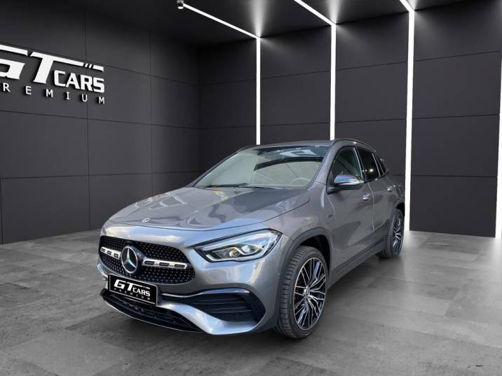 Mercedes-Benz GLA 250e AMG 2020 gris montaña