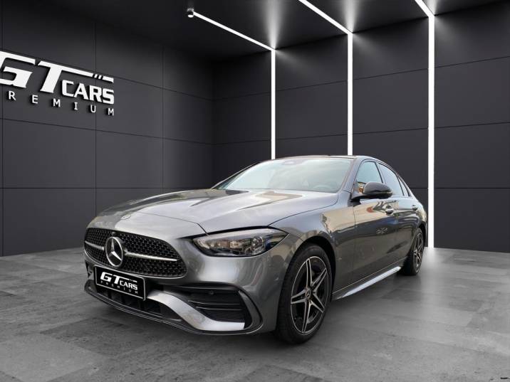 Mercedes-Benz Clase C 300e AMG 2024 gris