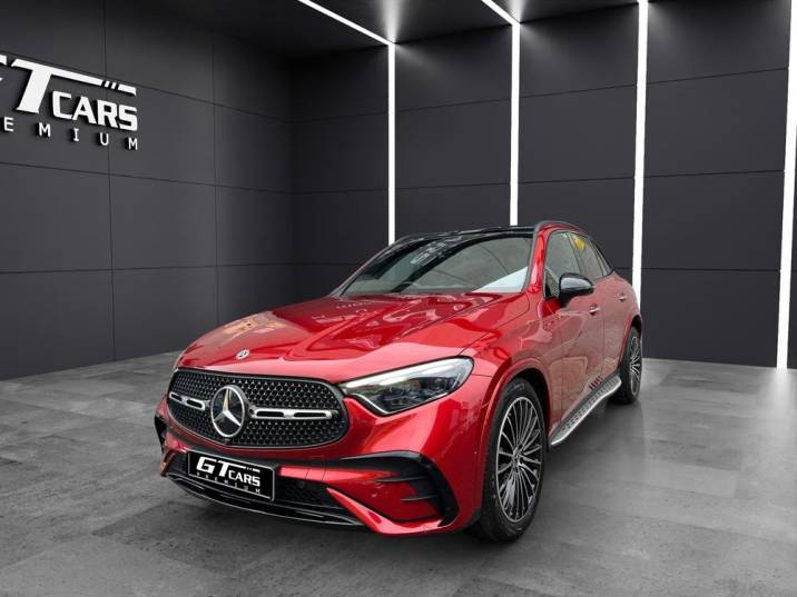Mercedes-Benz GLC 220d AMG 2023 rojo
