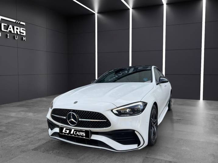 Mercedes-Benz Clase C 300e AMG 2022 blanco