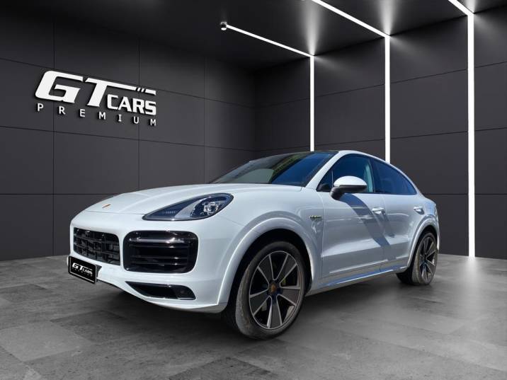 Porsche Cayenne COUPE E - HYBRID 2023 blanco