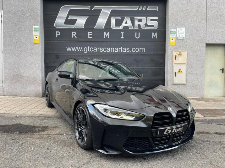 BMW M4 COMPETITION 2021 negro
