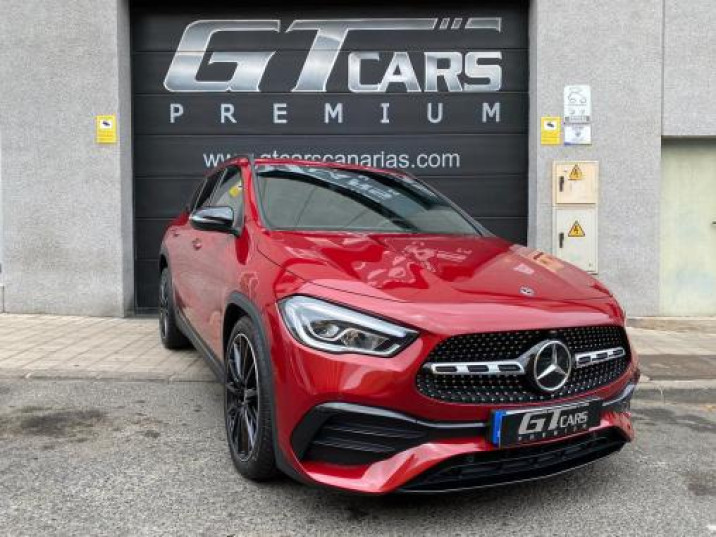 Mercedes-Benz GLA 200 AMG 2020 burdeos
