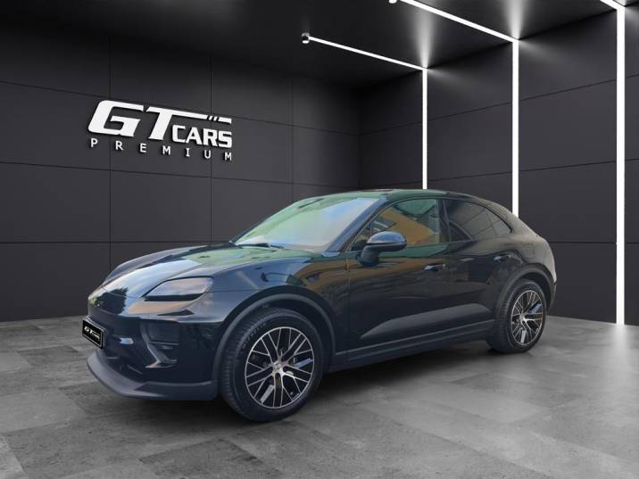 Porsche Macan . 2025 negro
