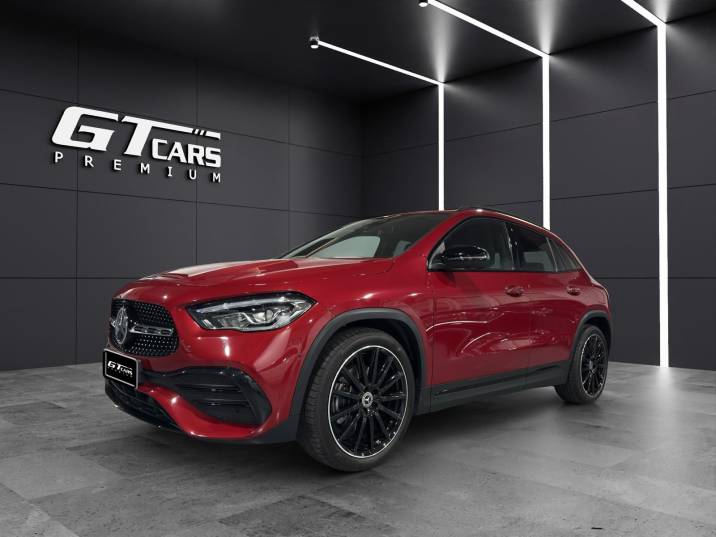 Mercedes-Benz GLA 200 AMG 2020 rojo