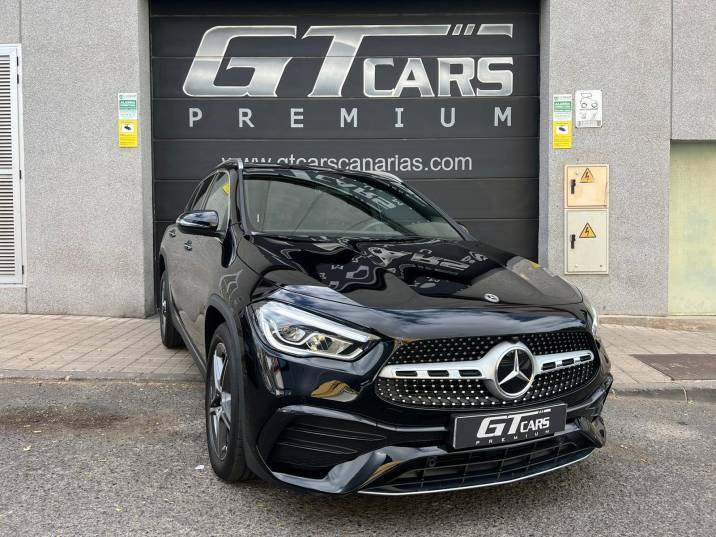 Mercedes-Benz GLA 250E AMG 2022 negro