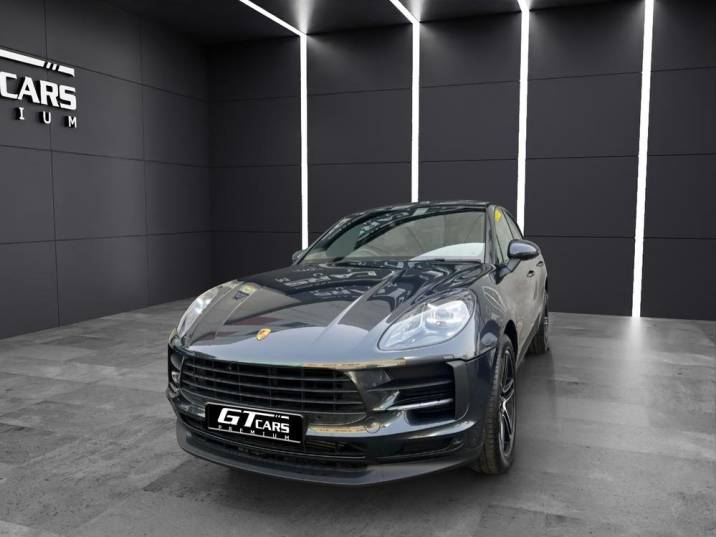 Porsche Macan . 2020 gris