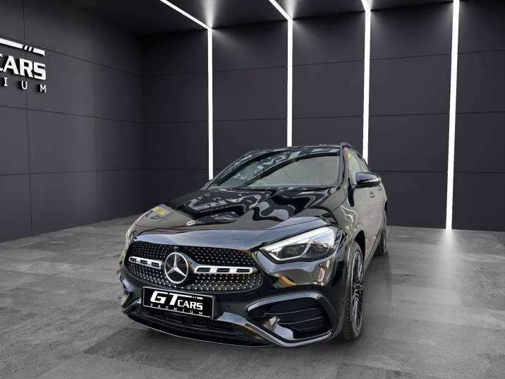 Mercedes-Benz GLA 250e AMG 2023 negro