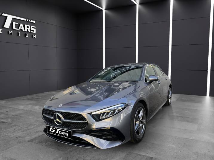 Mercedes-Benz Clase A 250e AMG 2023 gris montaña
