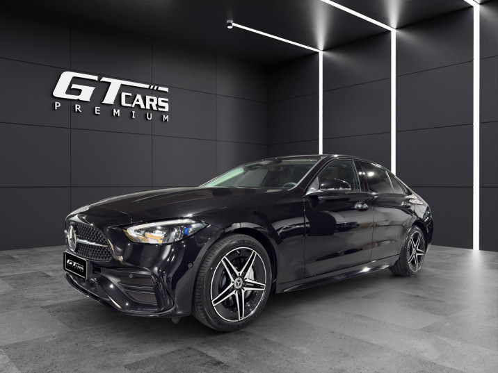 Mercedes-Benz Clase C 300e AMG 2024 negro