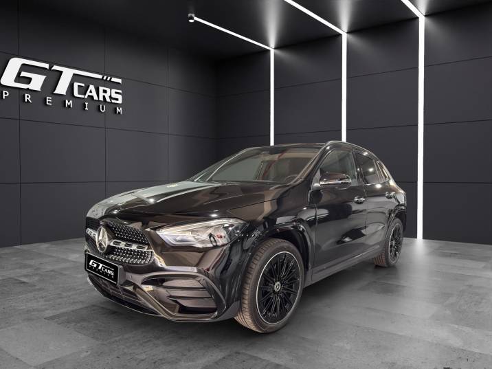 Mercedes-Benz GLA 250e AMG 2023 negro
