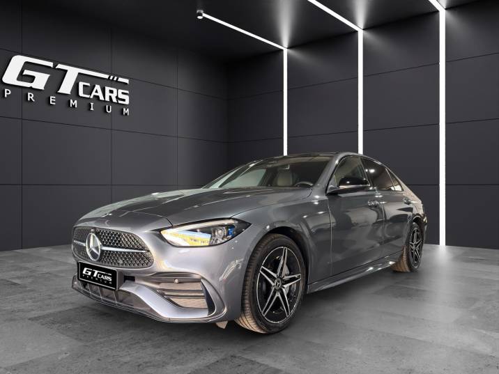 Mercedes-Benz Clase C 300de AMG 2023 gris