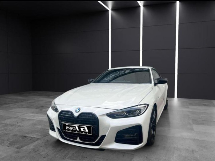 BMW Serie 4 420i COUPE M 2023 blanco