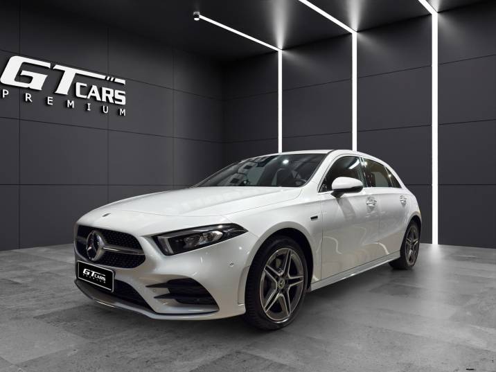 Mercedes-Benz Clase A 250e AMG 2021 blanco digital
