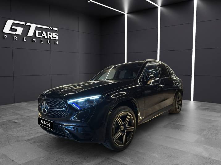 Mercedes-Benz GLC 300e AMG 2024 negro