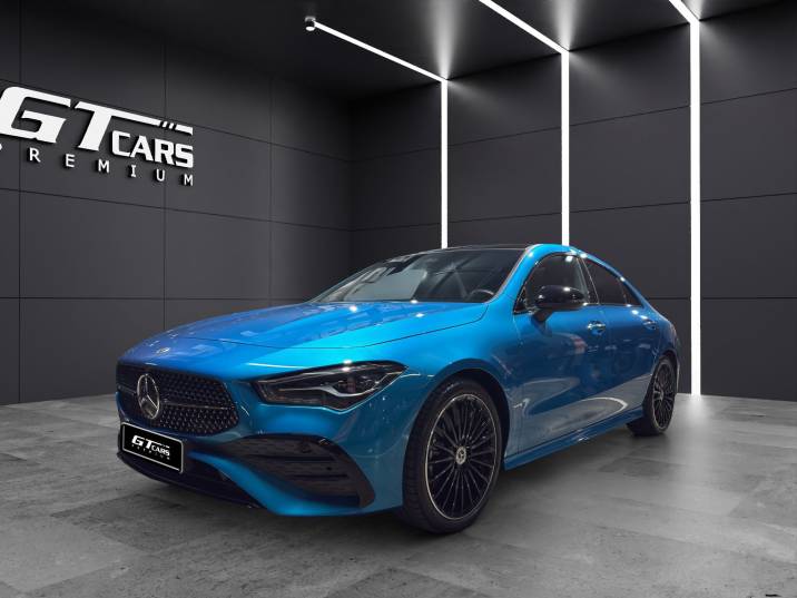 Mercedes-Benz CLA 220d AMG 2024 azul