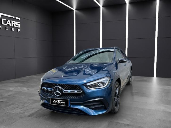 Mercedes-Benz GLA 250e AMG 2021 azul