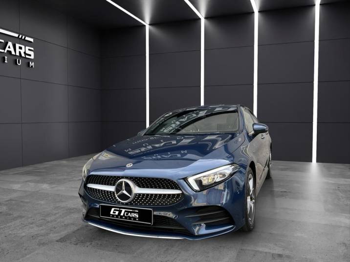 Mercedes-Benz Clase A Sedan 250e AMG 2021 azul