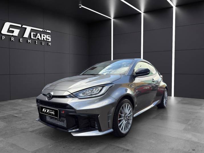 Toyota Yaris GR 2024 gris