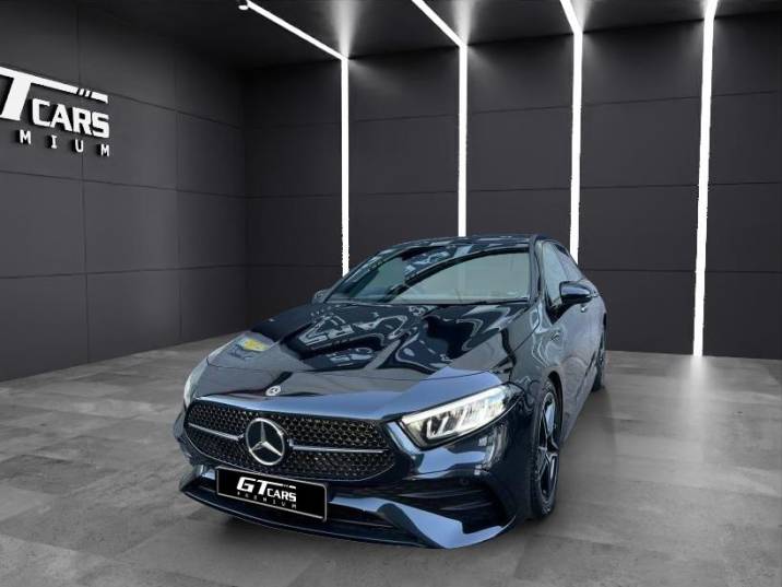 Mercedes-Benz Clase A 250e AMG 2024 negro