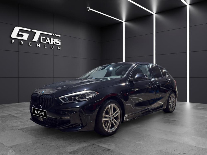 BMW Serie 1 118i M 2021 negro