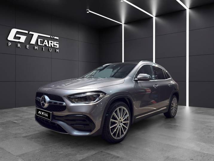 Mercedes-Benz GLA 250e AMG 2023 gris montaña
