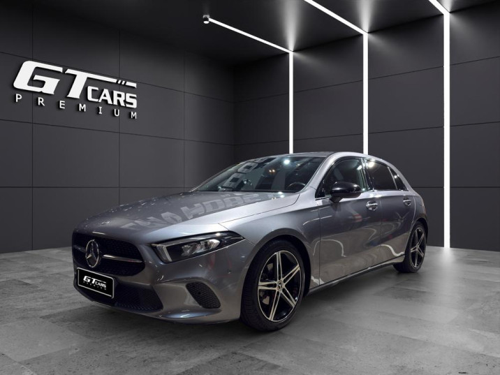 Mercedes-Benz Clase A 180d Progressive 2019 gris montaña