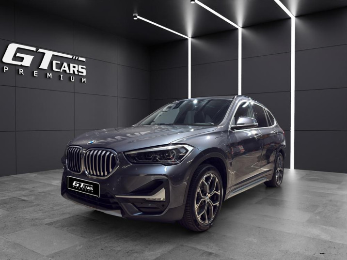 BMW X1 xDrive25e 2021 gris