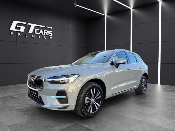 Volvo Xc60 Recharge T6 eAWD 2023 gris