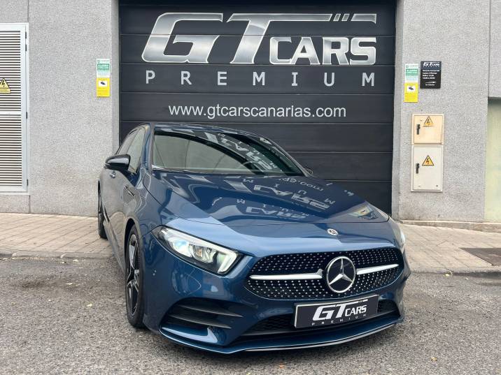 Mercedes-Benz Clase A 180D AMG LINE 2022 azul denin