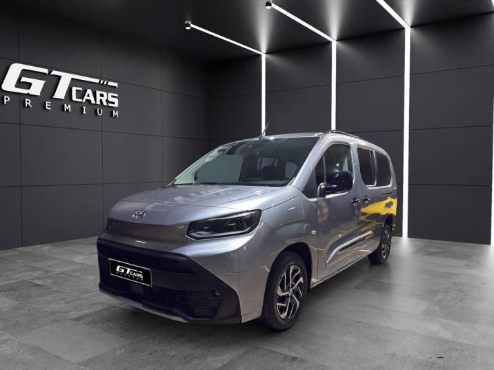 Toyota Proace City Verso 2025 gris